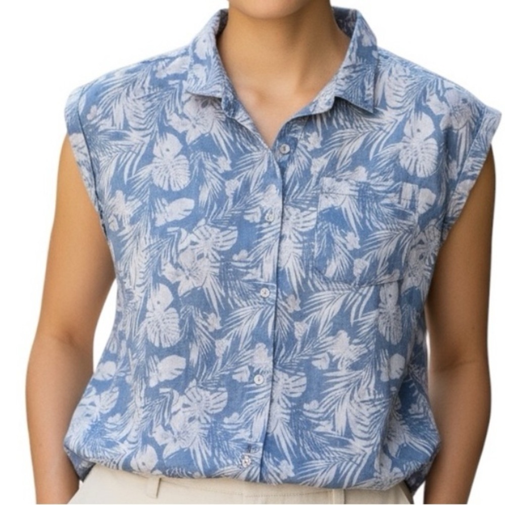 TOMMY BAHAMA Women’s Hawaiian Floral Short-sleeve button down shirt Size Small